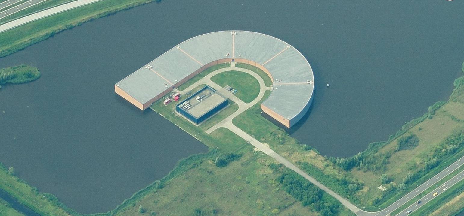 PWN De Landmeters meten van PWN terreinen